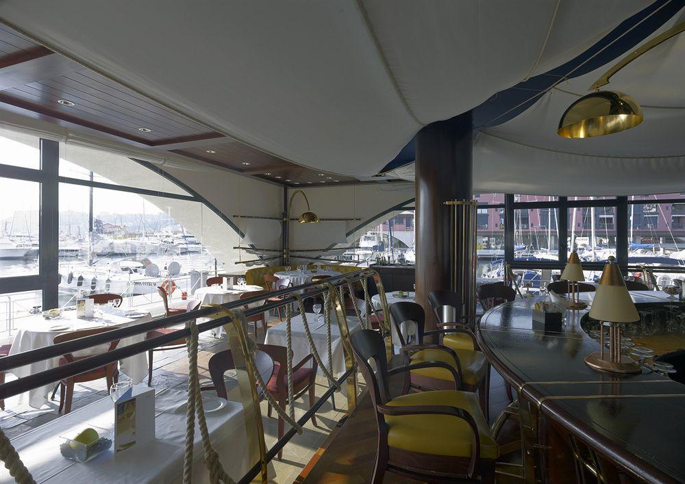 Hotel NH Collection Genova Marina Ristorante foto
