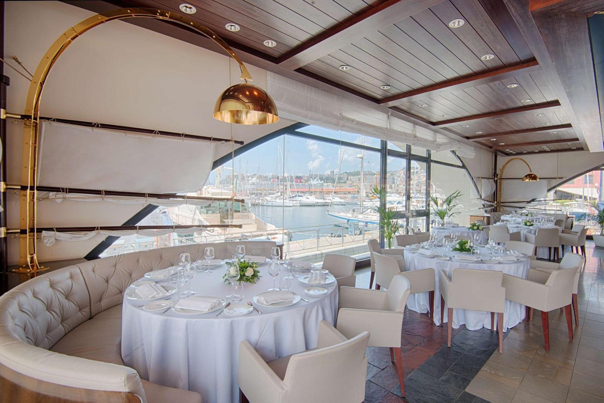 Hotel NH Collection Genova Marina Esterno foto